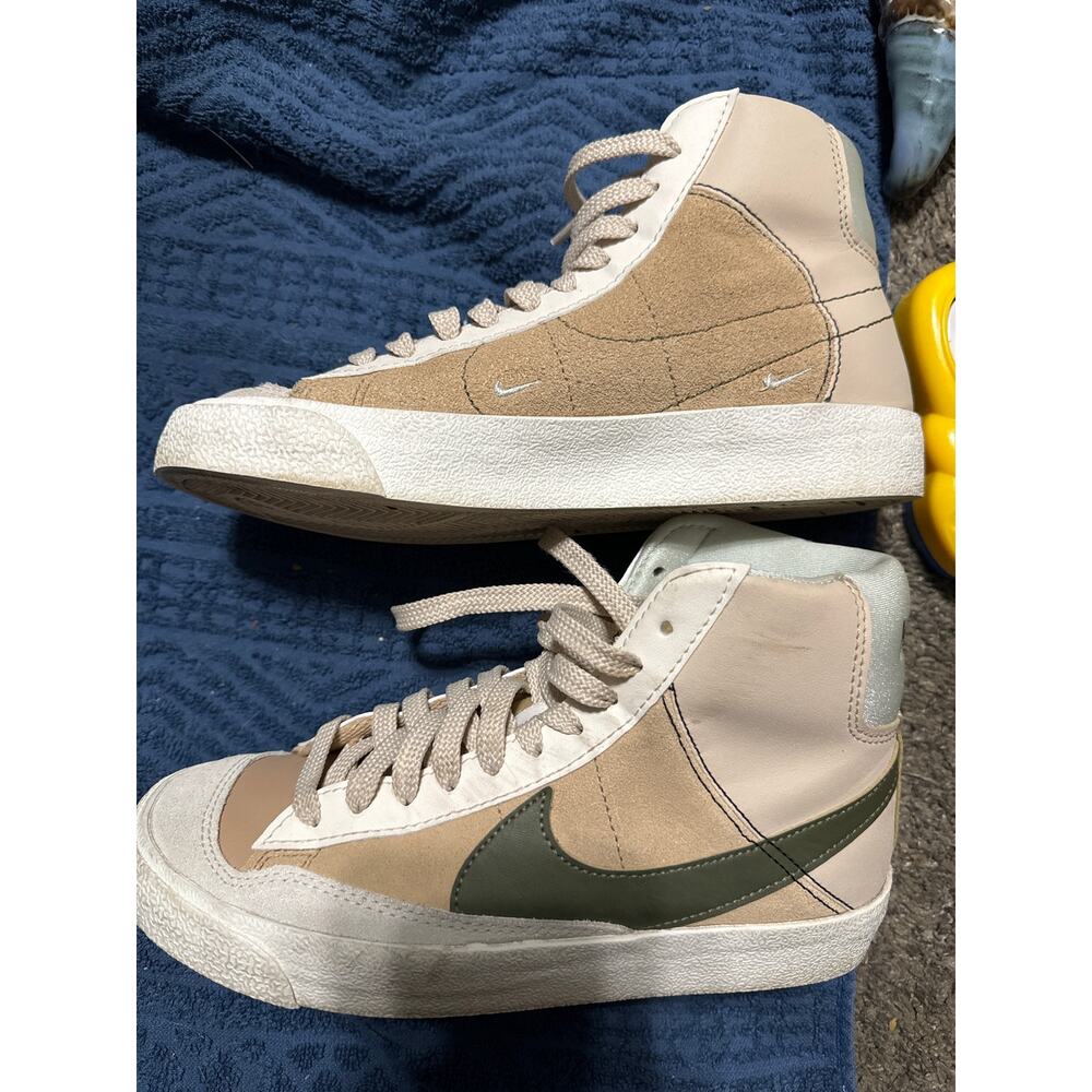 BT Nike Blazer Mid‎ '77 SE GS 'Dance - Sanddrift' DQ0369-100 Size 4